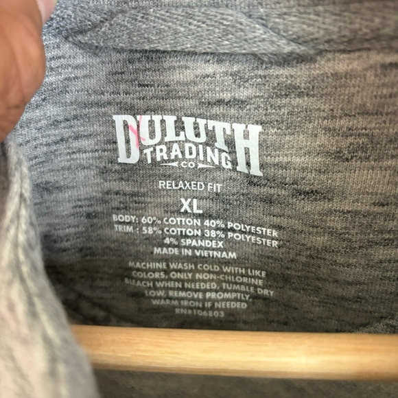 Duluth Trading Relaxed Fit Gray Mock Neck 1/4 Zip Loophole Sweater Vest Mens XL - Picture 5 of 6